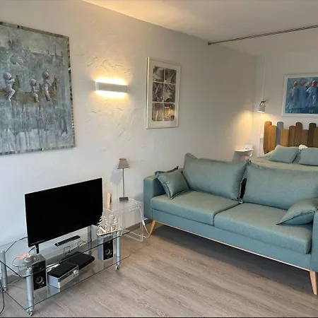 Appartement Superbe Vue Mer Avec Terrasse-Veranda, Wifi, A Tregastel - Ref 90 Exterior photo
